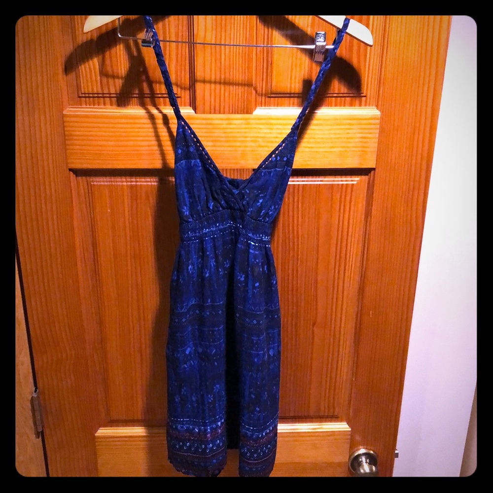 Women’s dress